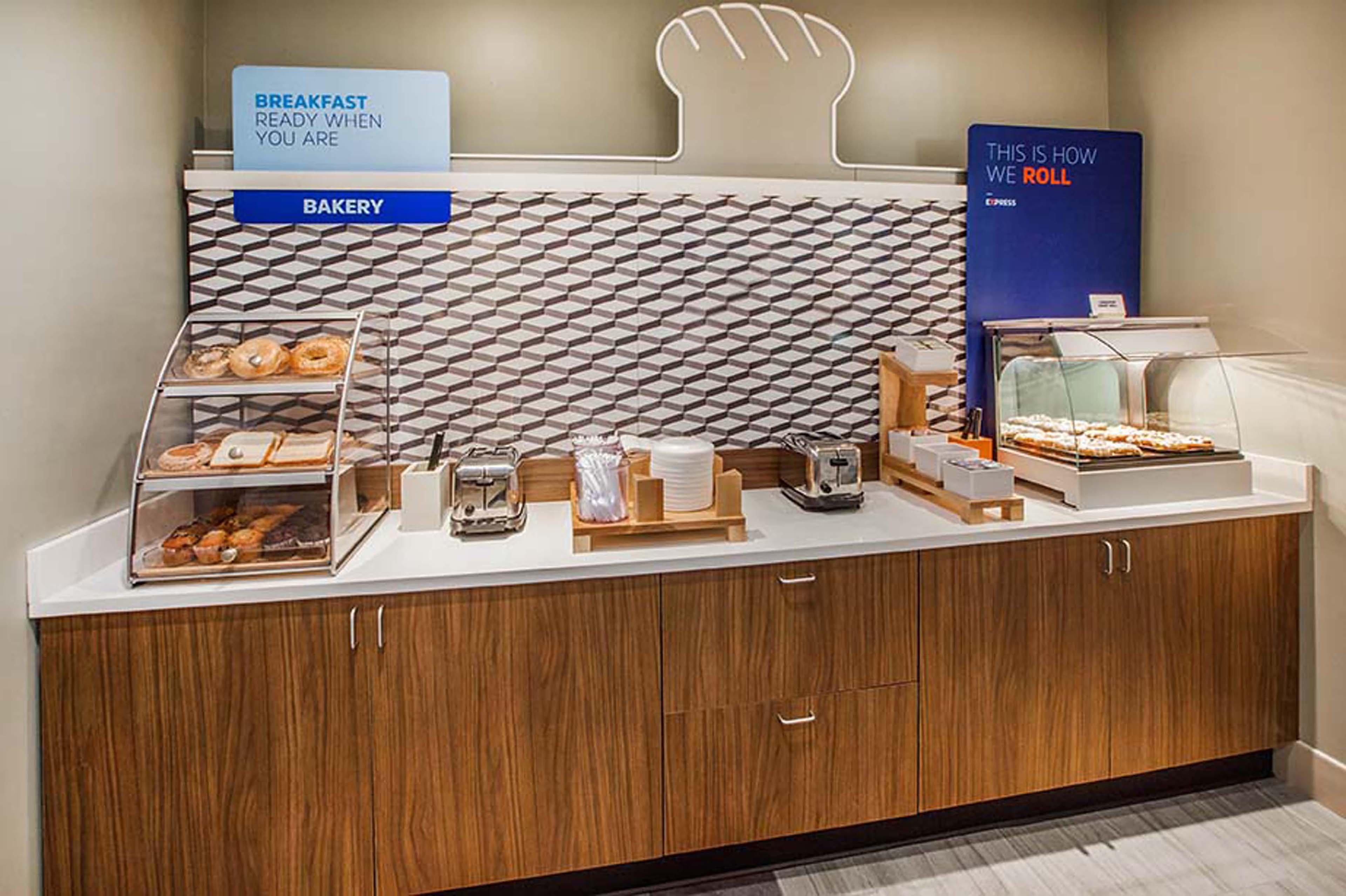 Holiday Inn Express Hotel & Suites Richwood - Cincinnati South By Ihg Екстериор снимка
